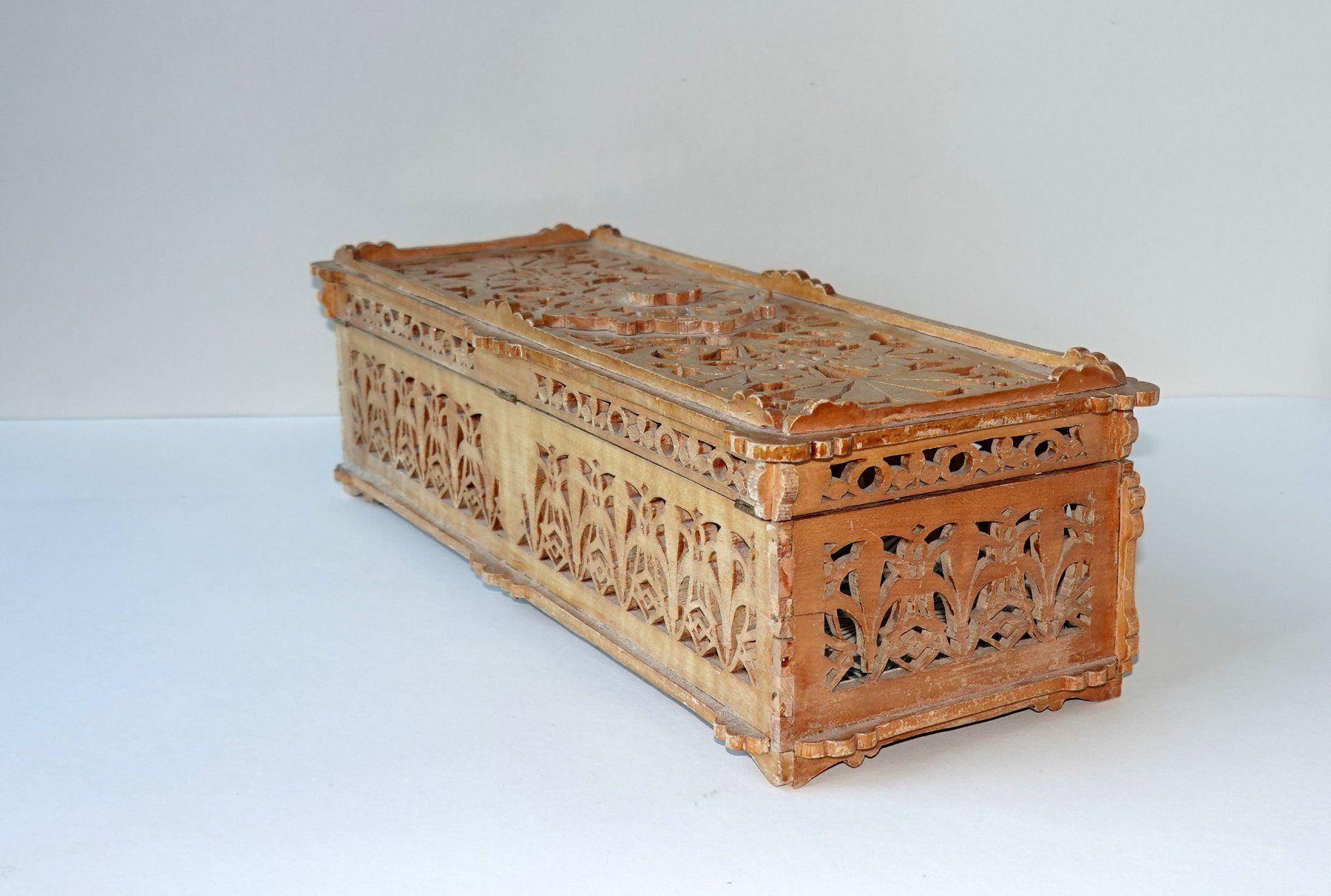 Cassapanche: Holz-Truhe  Heimatwerk – Usato da Brunnen venduto da brocundfloh 3