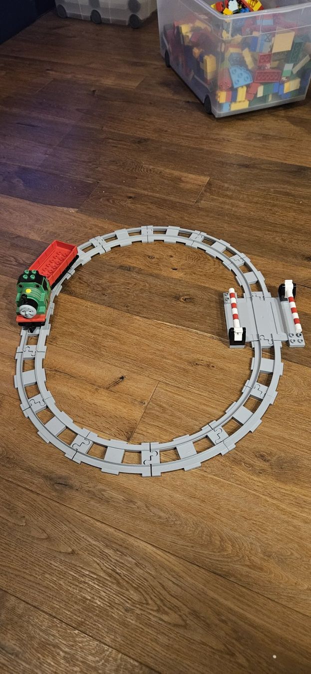Lego Giocattoli: Lego Duplo Thomas Lokomotive Percy – Usato da Benglen venduto da diala 1