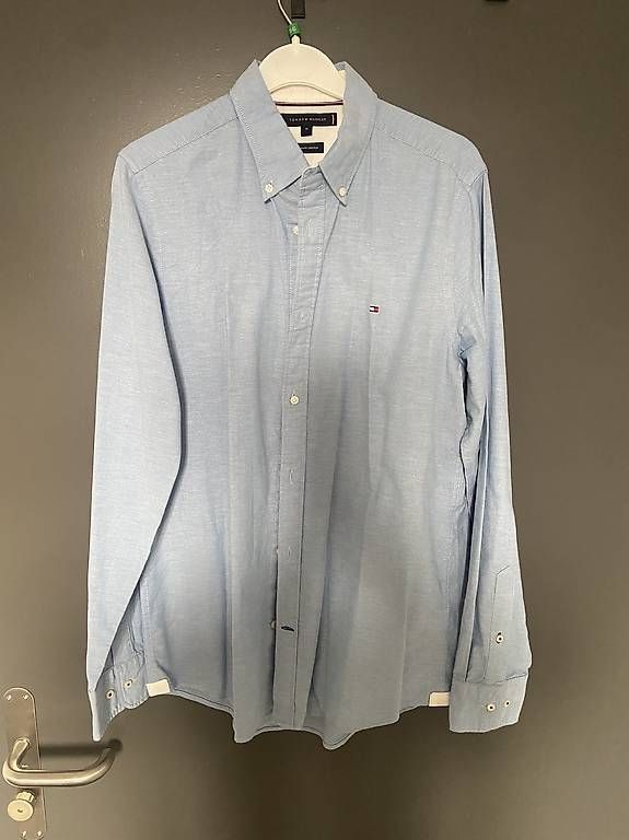 Camicie: Chemise tommy hilfiger – Usato da Ste-Croix venduto da Iligo