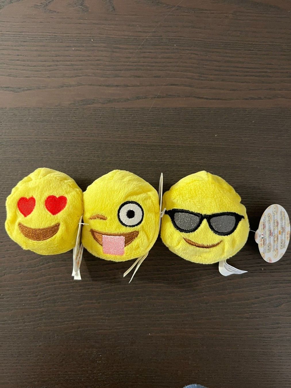 Giocattoli: Plüschtiere Emojis – Usato da Zürich venduto da F84 2