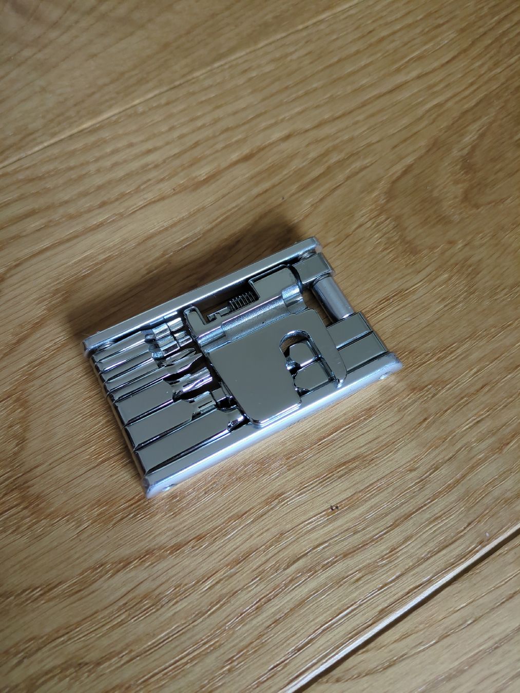 Tous les outils: Superleichtes Multitool – D'occasion à Oberengstringen par sim_rf87