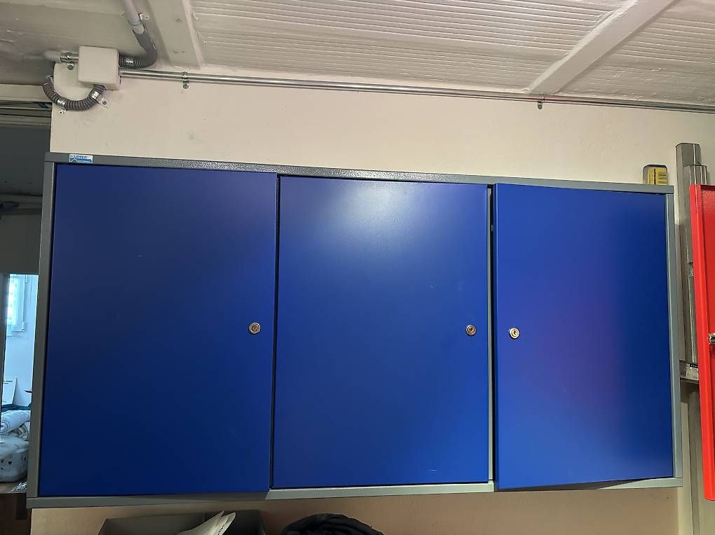 Armadi: Werkstatt Hängeschrank – Usato da Zofingen venduto da Punctum