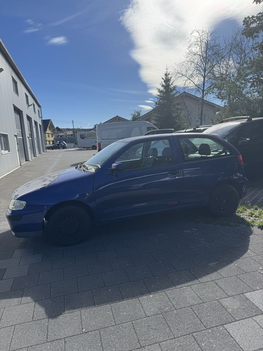 Seat Automobili: Seat Ibiza  – Difettoso da Aarwangen venduto da vic_8t2r 3