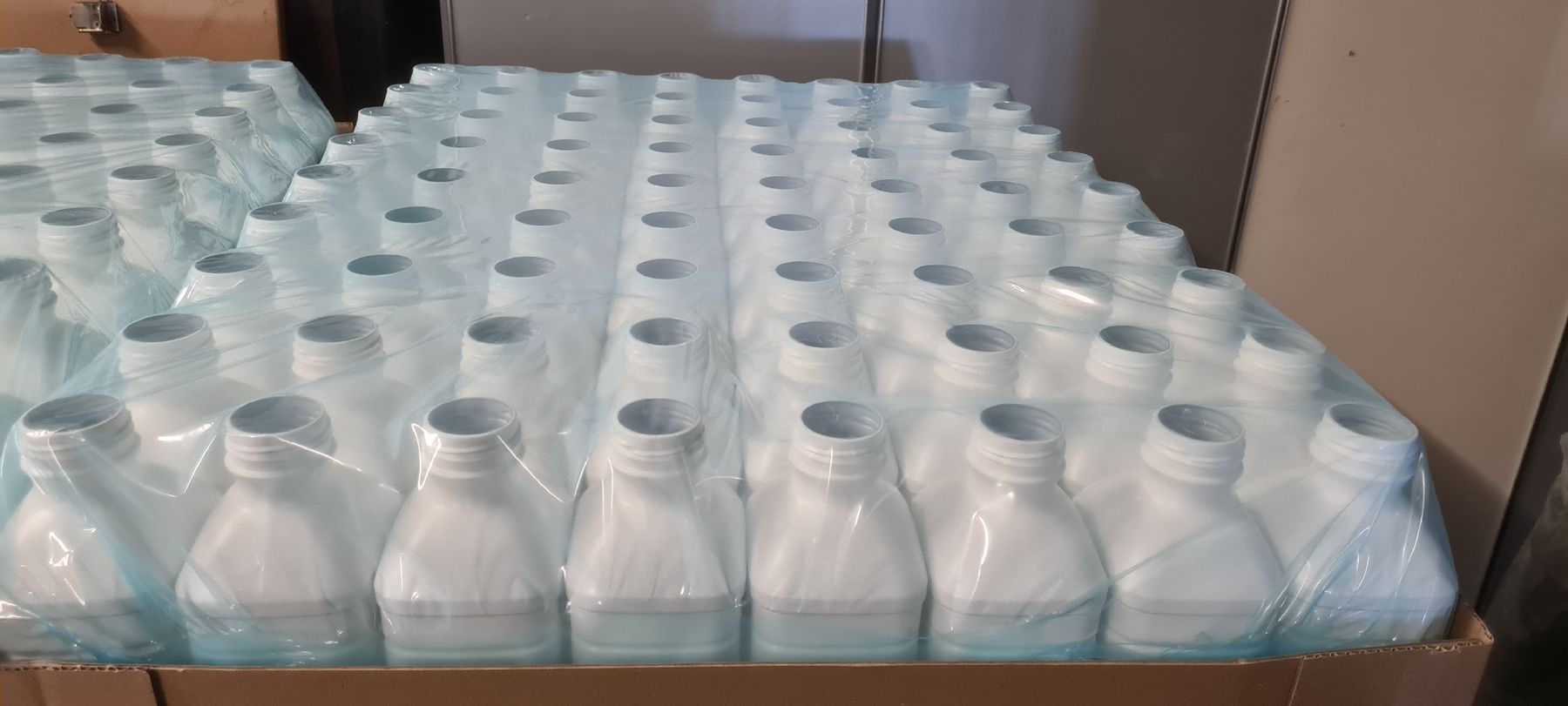 Autres vaisselles & verres: Petflaschen 0,5 dl mit Drehverschluss – Neuf avec emballage d'origine à lyss par talis71 1