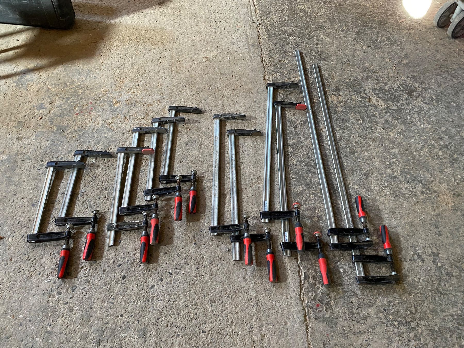 Bessey Tutti gli attrezzi: Serre-joints Bessey différentes tailles – Usato da Vauffelin venduto da cla_zx2m