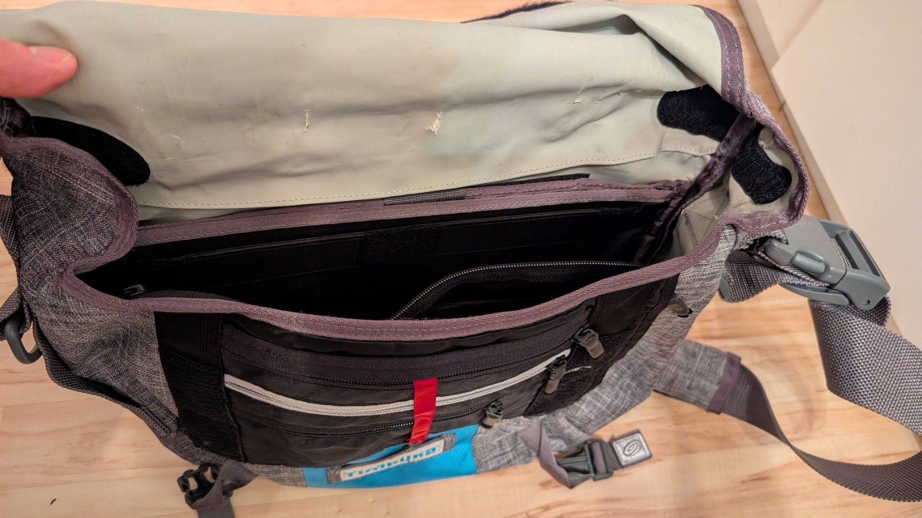 Timbuk2 Borse: Timbuk2 Umhängetasche – Usato da Russikon venduto da luegee33 3