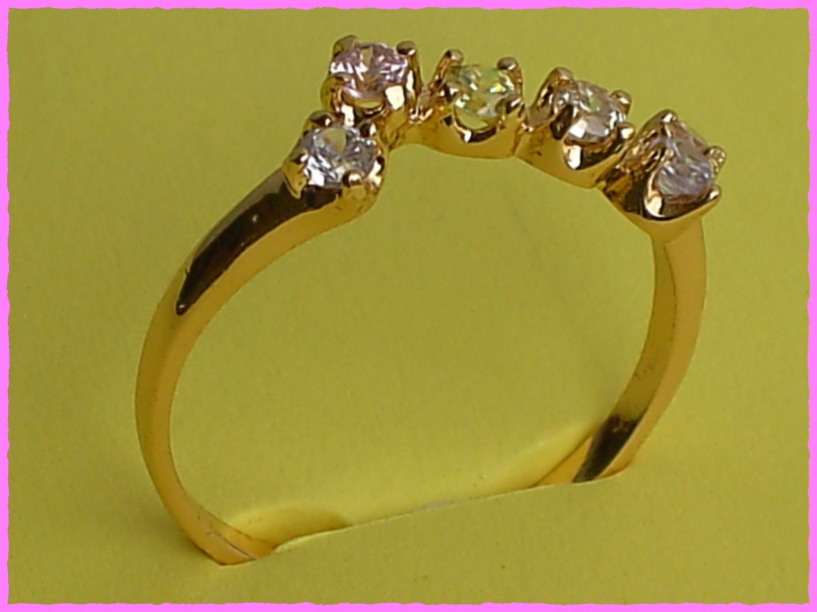 Anelli: Bezaubernder Ring mit Zirkonia – Nuovo e nell'imballaggio originale da Oberglatt ZH venduto da Diamond-Girl 2