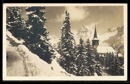 AK Arosa, Kirche und verschneite Tannen vor Bergpanorama