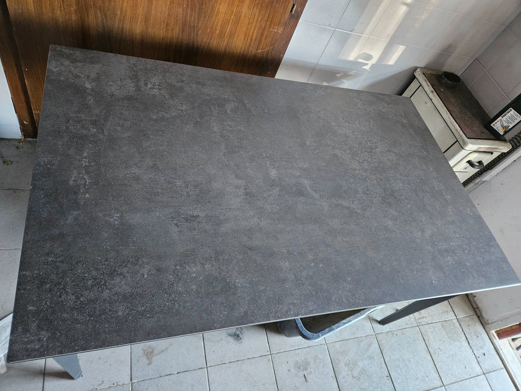 Tische: Table 160cm x 100cm decton – Gebraucht aus Haute-Nendaz von Bart84 1