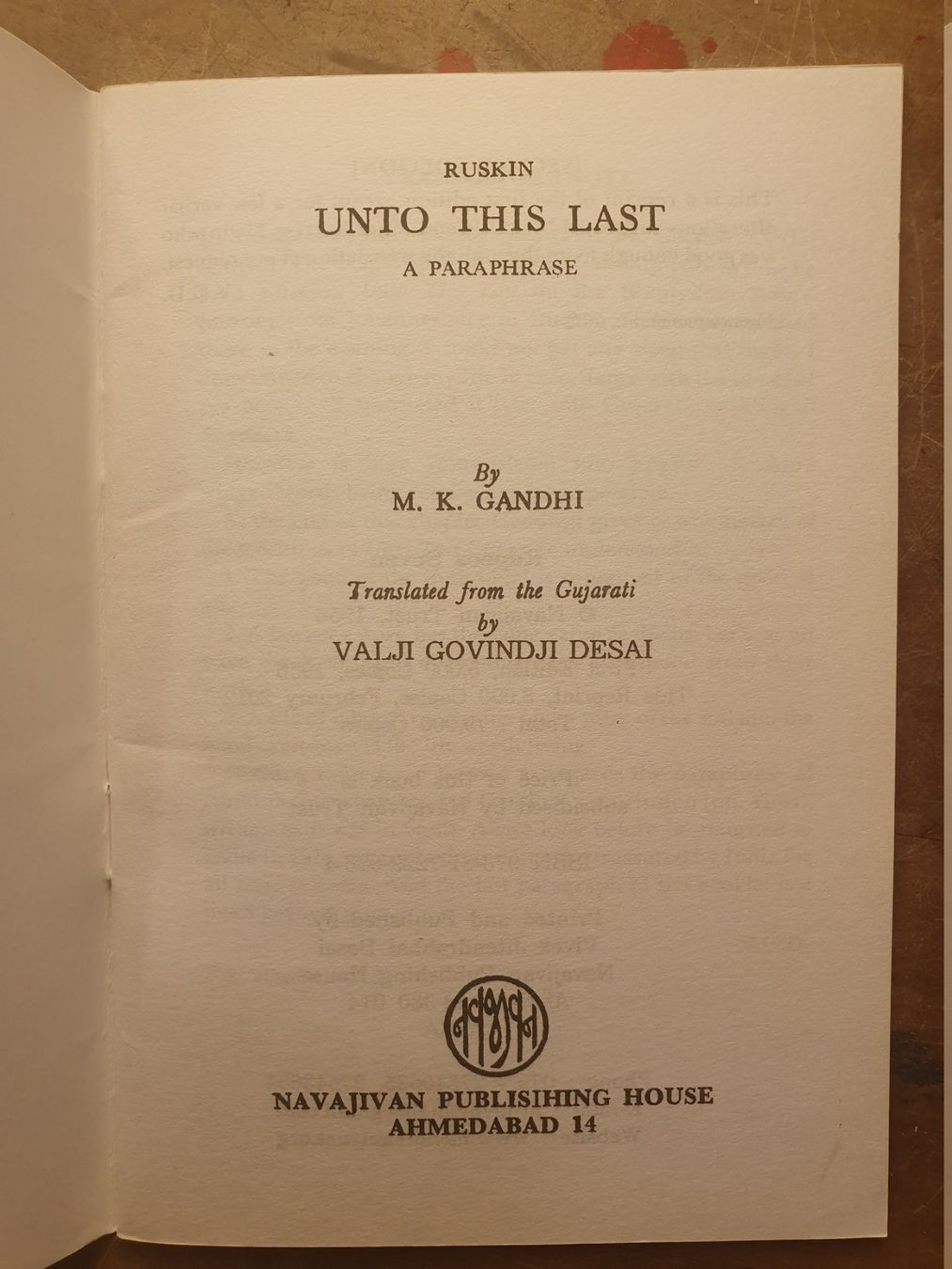 Bücher: Ruskin - Unto This Last - M.K. Ghandi – Gebraucht aus Zürich von loosebone 1
