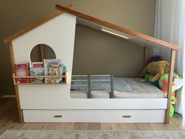 Hausbett Kinderbett mit Bettkasten