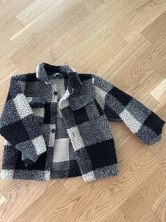 Giacche & Cappotti: Jacke Kinder Grösse 104 – Usato da Bern venduto da ber_h76c
