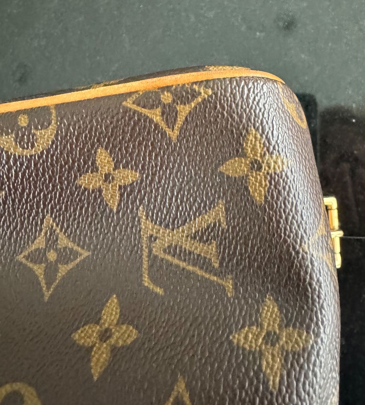 Louis Vuitton Borse da donna: Neuwertige Louis Vuitton Tasche – Nuovo (secondo la descrizione) da Muttenz venduto da Winzaren 6