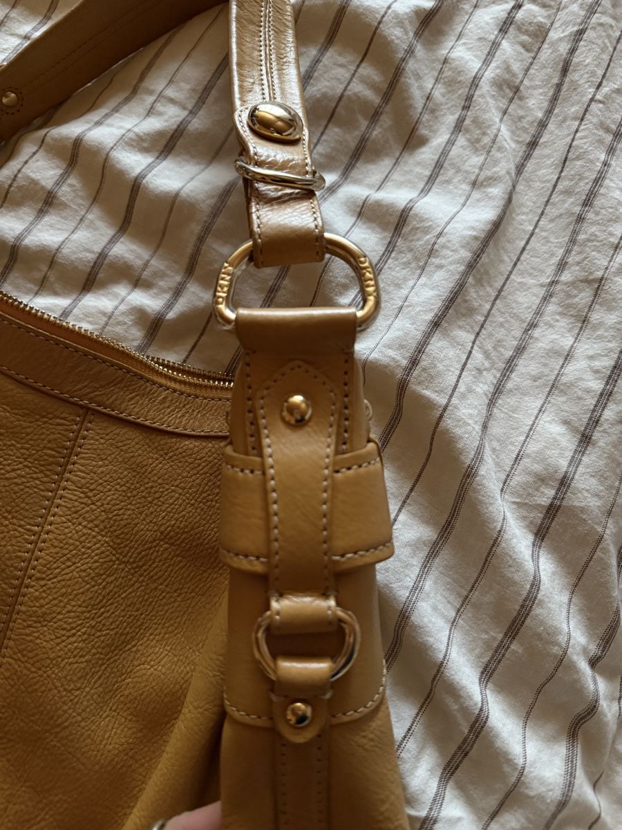 DKNY Sacs femmes: DKNY Tasche – D'occasion à Herisau par Sarisun 2