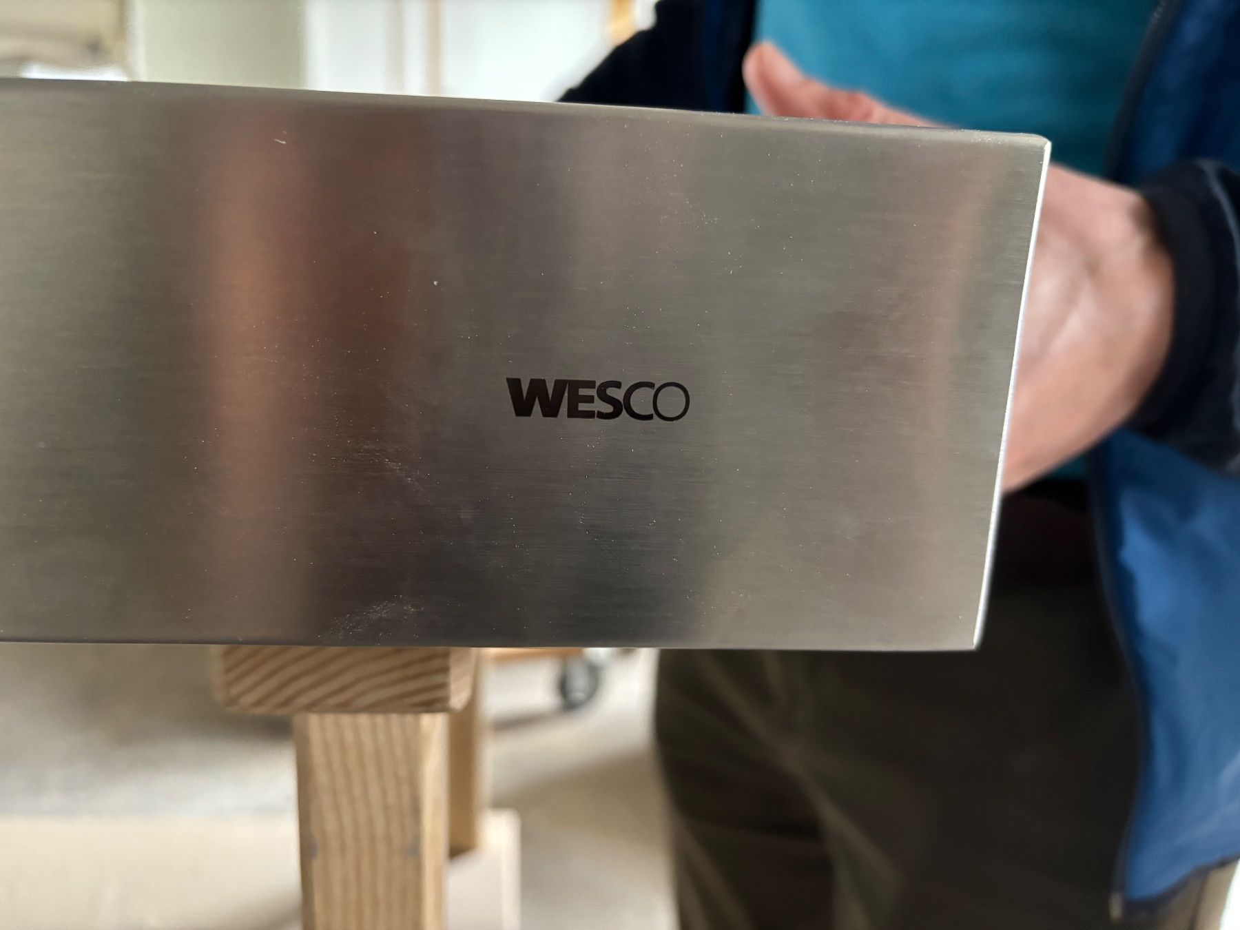 Wesco Cappe di aspirazione: Wesco Dampfabzug (Abluft) mit Randabsaugung – Usato da Herisau venduto da Eisenst01 5