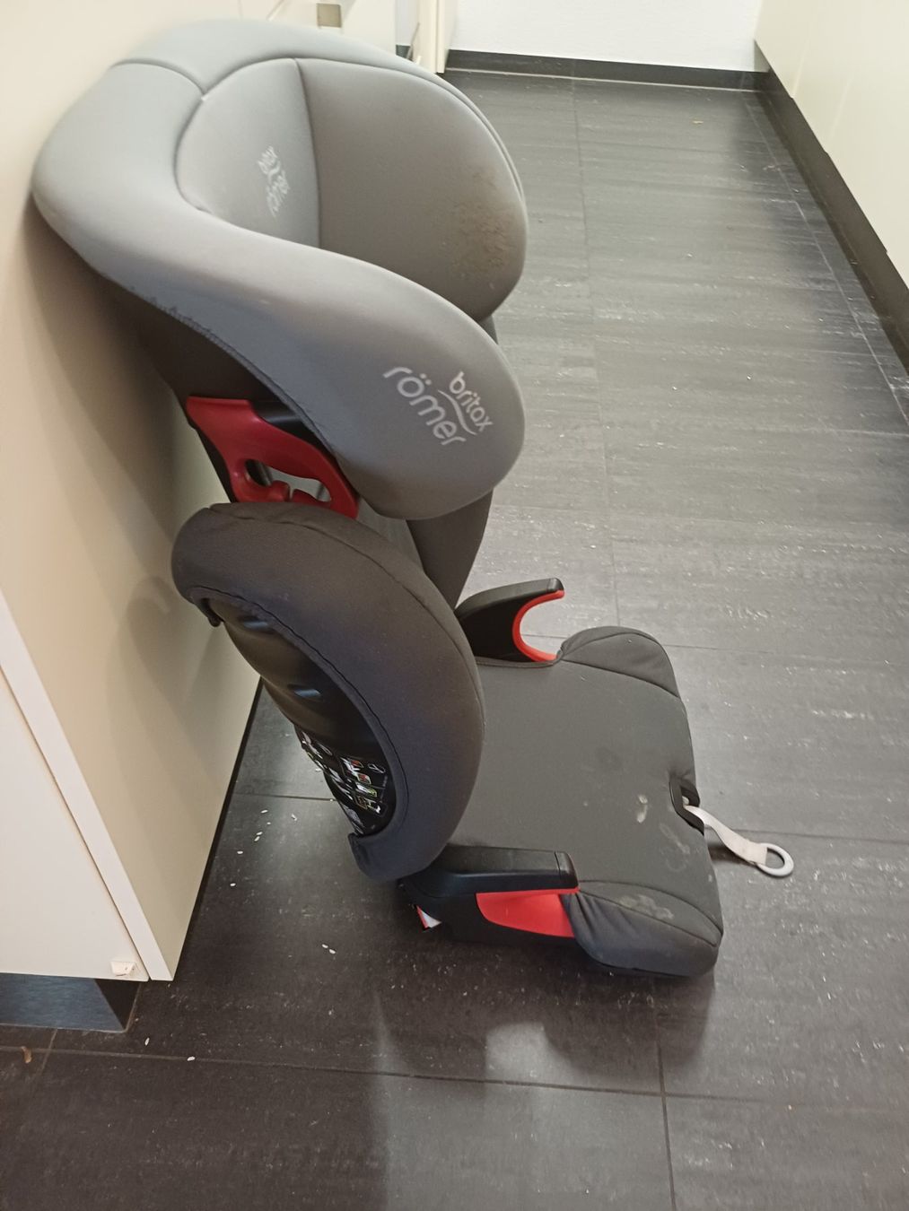 Britax Römer Auto-Kindersitze: Kindersitz Britax Römer guter Zustand – Gebraucht aus Lufingen von DagmaraWozniak 2