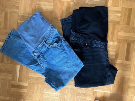 Umstandsjeans blau und schwarz