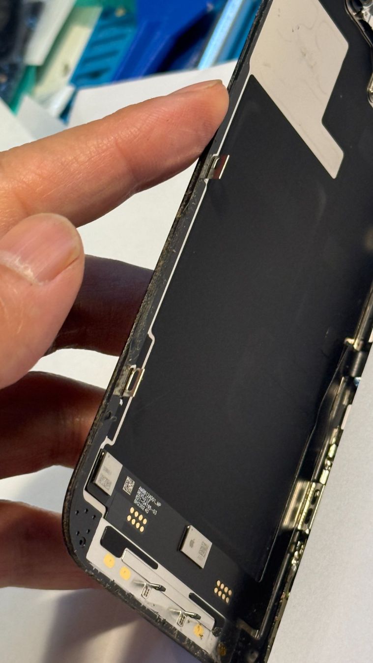 Apple Telefoni cellulari / Smartphones: Écran original iPhone 14 Pro partiellement abîmé – Difettoso da Morges venduto da DA-repa 4