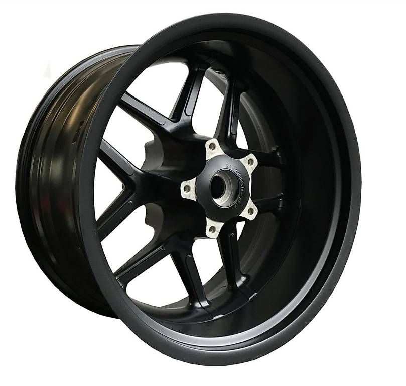 Chopper: 280 Hinterrad Harley Davidson VRSCDX Night Rod – Usato da Safenwil venduto da BLACK-BOBBER
