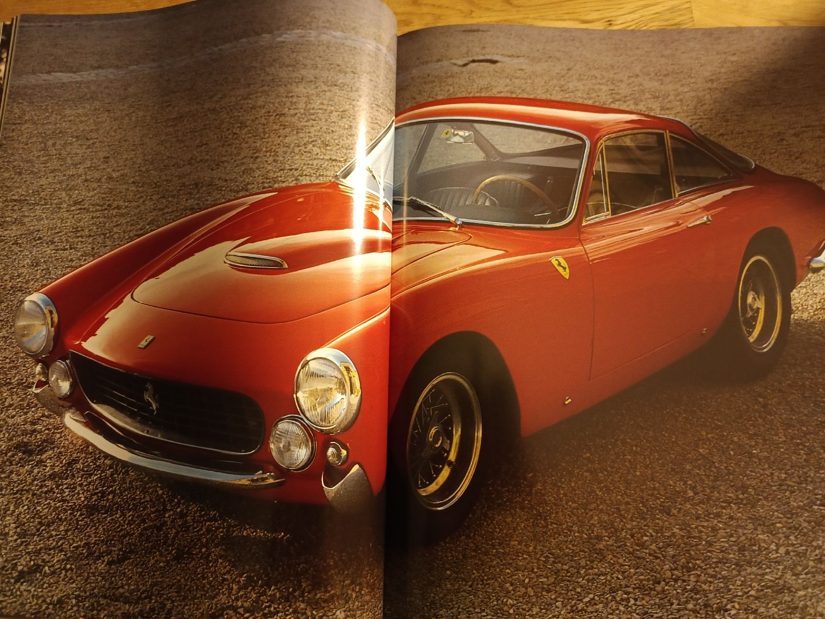 Libri: Buch Ferrari 248 Seiten  – Usato da Bex venduto da Canouille 3