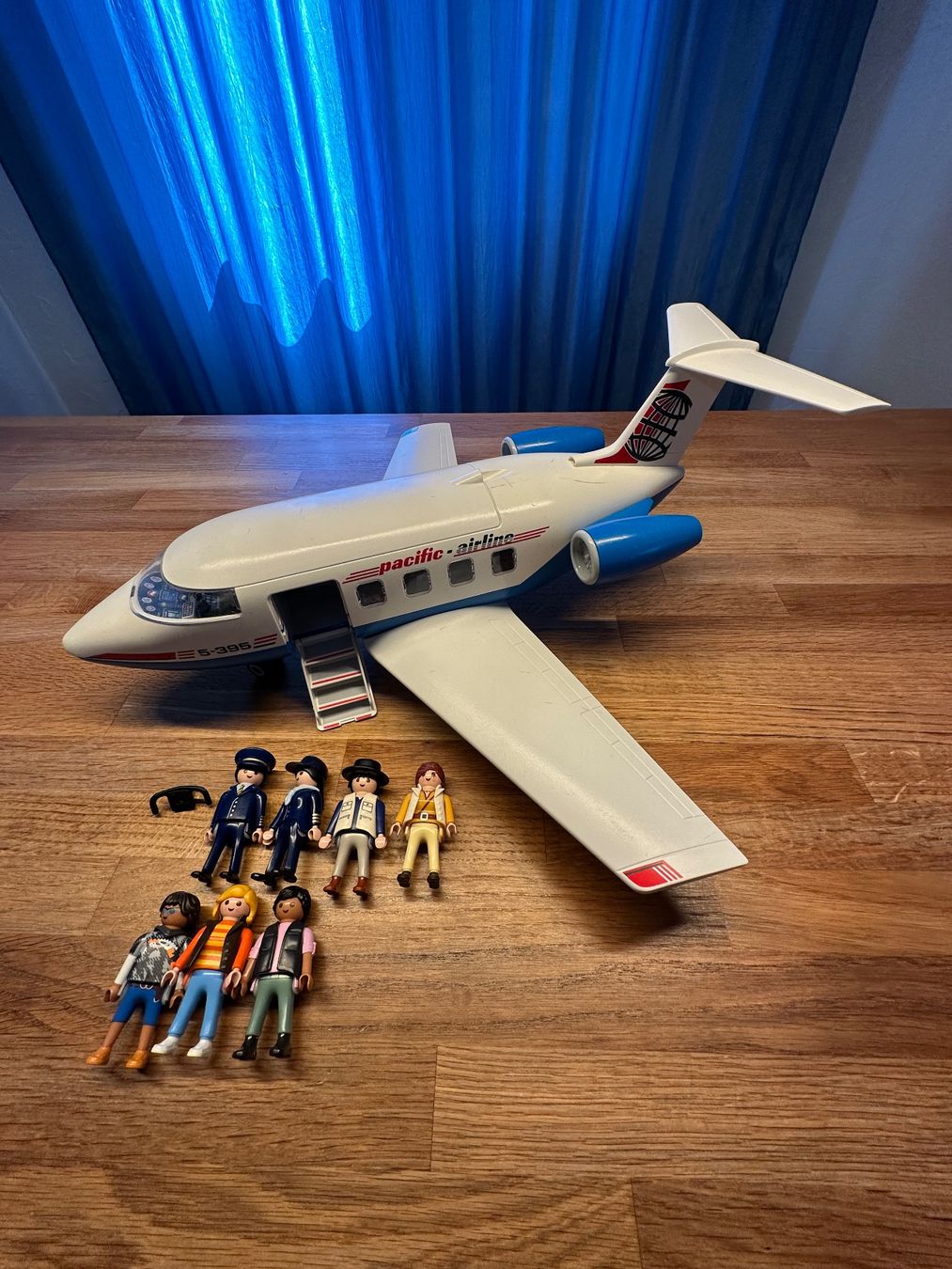 Playmobil Giocattoli: Playmobil Passagierflugzeug 5395 – Usato da Winkel venduto da Tatanof