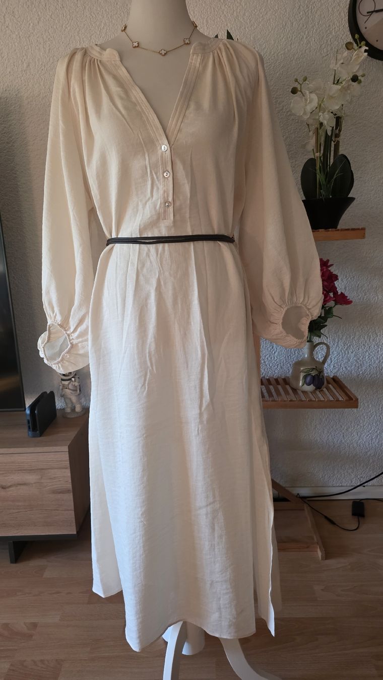 Cream Vestiti: Neu Cream Maxi Dress Size M  – Nuovo (secondo la descrizione) da Klingnau venduto da fairy.princess 8