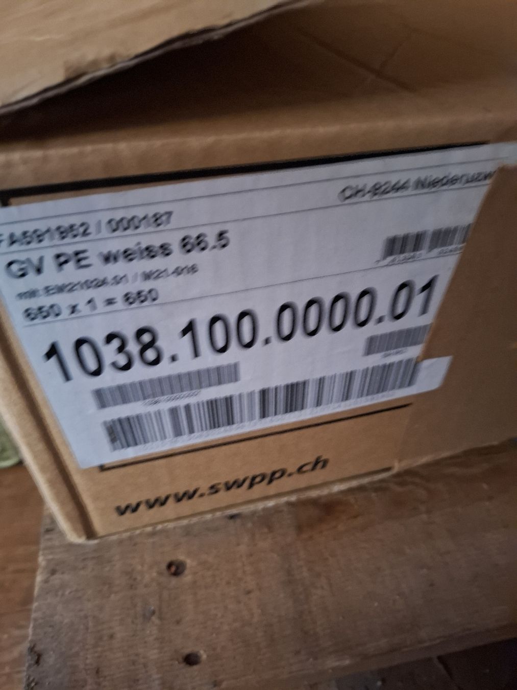 Tire-bouchons & Bouchons: Bouchons blancs GV PE 66.5 1038.100.0000.01 – Neuf avec emballage d'origine à Epiquerez par Larechesse 1