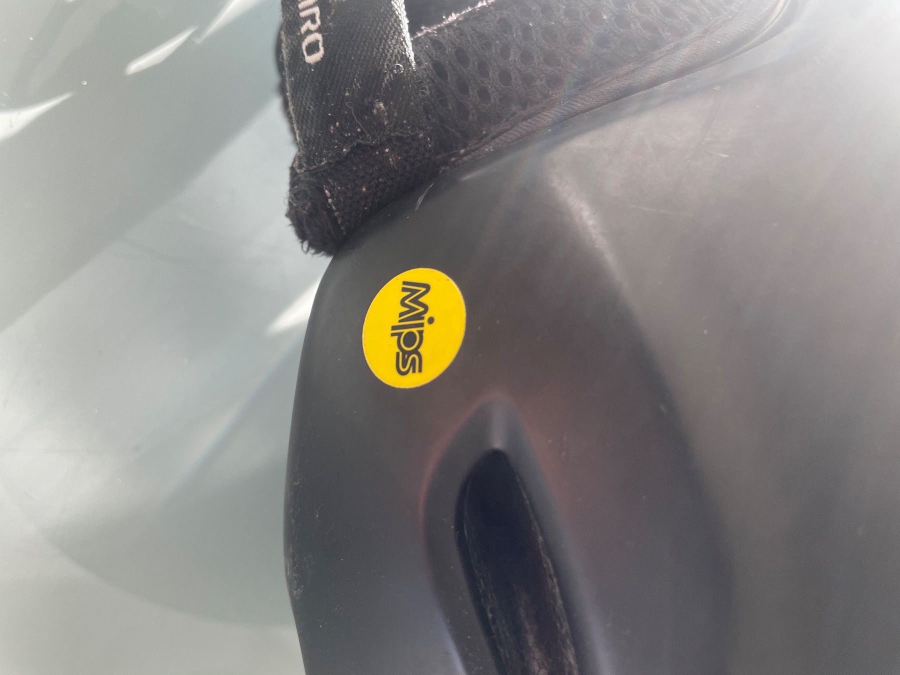 Giro Caschi: Giro Helm – Usato da Uitikon Waldegg venduto da Uitikon73 1
