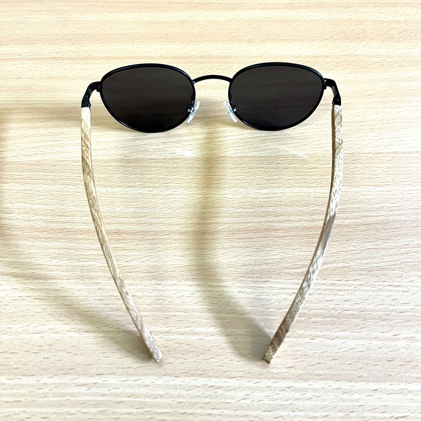 Occhiali & Lenti: Sonnenbrille mit Holzbügel - Kingseven – Nuovo e nell'imballaggio originale da Amlikon-Bissegg venduto da riestig 1