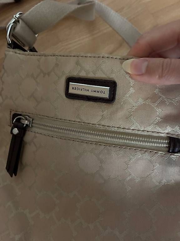 Sacs femmes: Mini Tommy Hilfiger Tasche / Bag – D'occasion à Spreitenbach par sam_l5fj 2