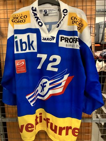 EHC Kloten Eishockey Trikot von Gunten 72 Grösse M