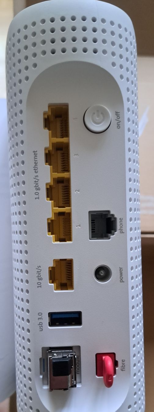 Swisscom Modems & Router: Swisscom Internet Box 5 pro – Neu (gemäss Beschreibung) aus Nidau von ElPilote 3