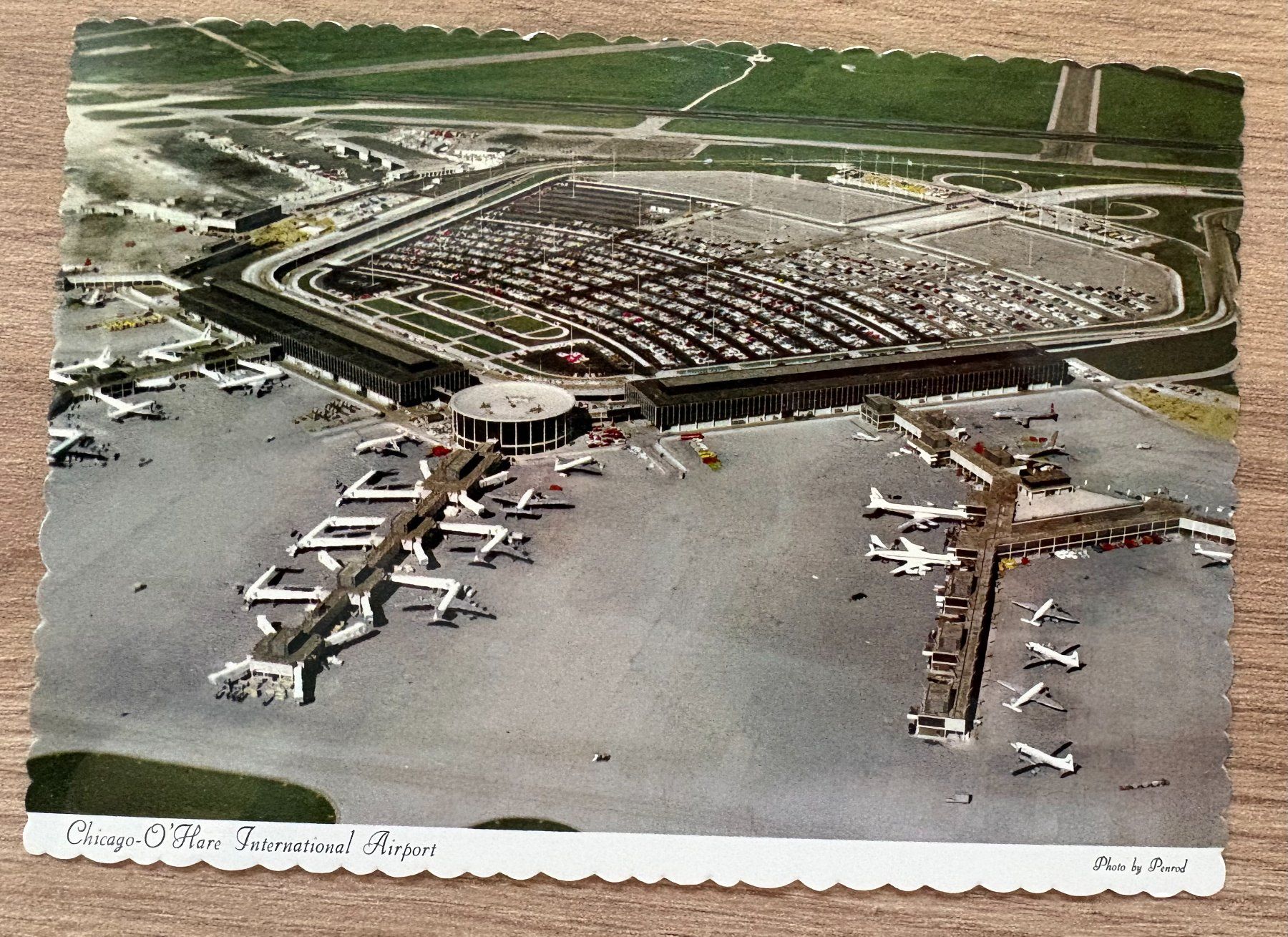 Cartoline postali: VINTAGE ANSICHTSKARTE FLUGHAFEN CHICAGO – Usato da Ostermundigen venduto da crazy-horse-1840