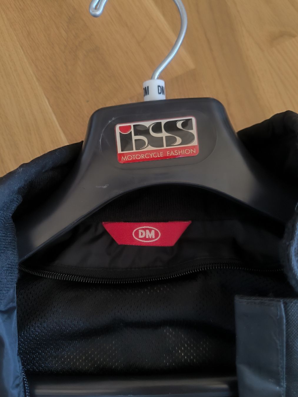 IXS Completi & Tailleur: Komplettes Set Motorradkleidung IXS – Nuovo (secondo la descrizione) da Fahrwangen venduto da frau_pouline 1