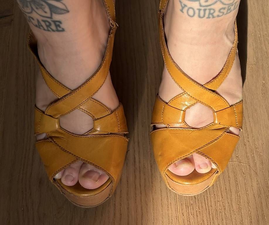 Scarpe da donna: Chaussures à talon taille 36 – Usato da Bavois venduto da Nanao12 2