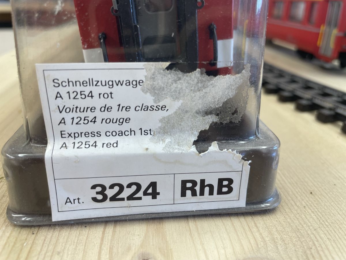 Fama Modellini di ferrovie: Fama Utz Personenwagen FO – Usato da Küssnacht am Rigi venduto da Hluchs 2