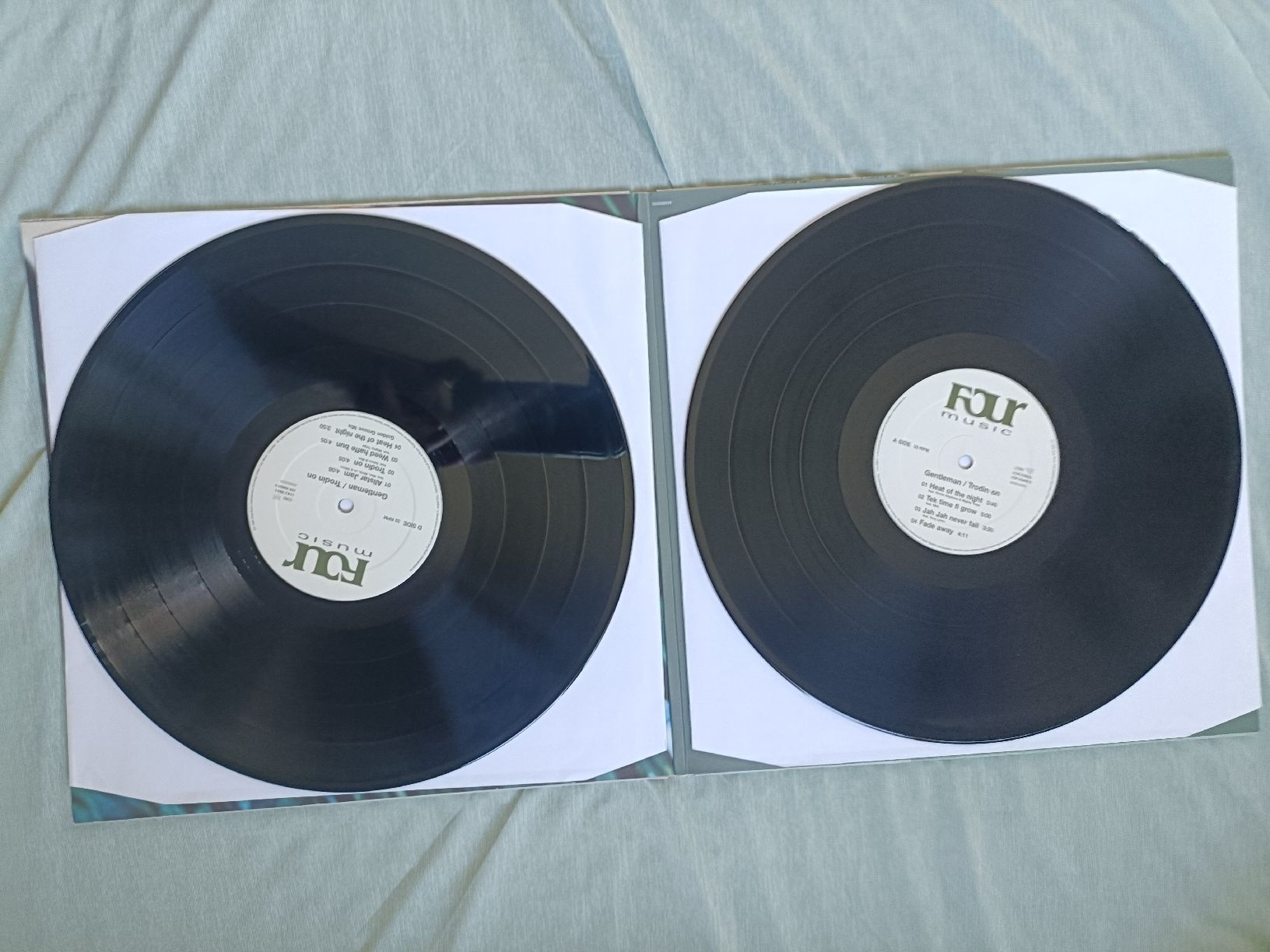 Vinyles: GENTLEMAN - Trodin on 2LP – D'occasion à Luzern par cryptonic79 3