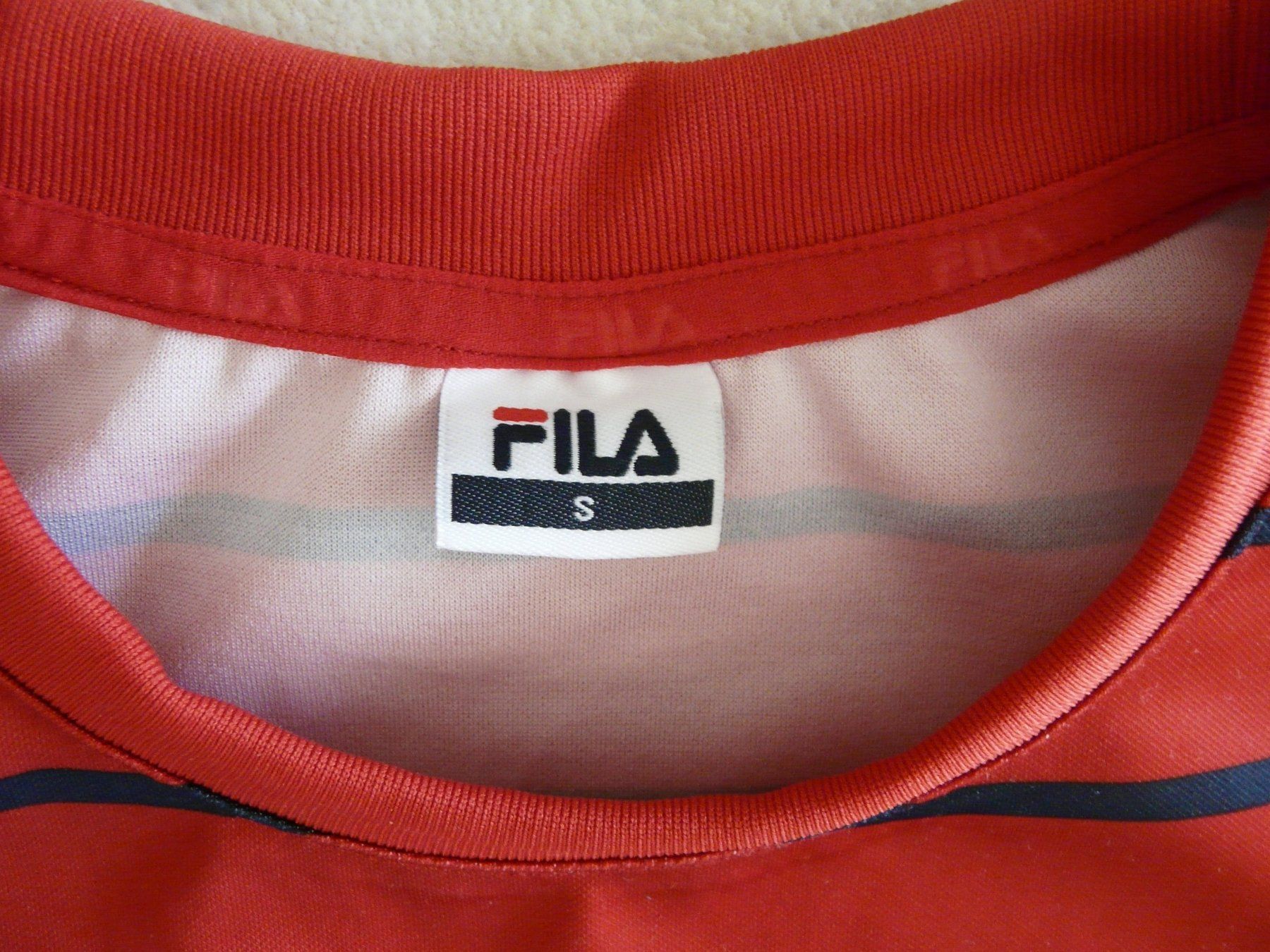 Fila T-shirt: T-shirt Fila S – Nuovo (secondo la descrizione) da ERLINSBACH venduto da doudouce 2