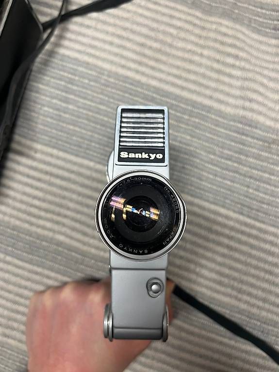 Sankyo Videocamere: Caméra Super 8 Sankyo AUTO-4X vintage – Usato da La Chaux-de-Fonds venduto da Simone1180 3