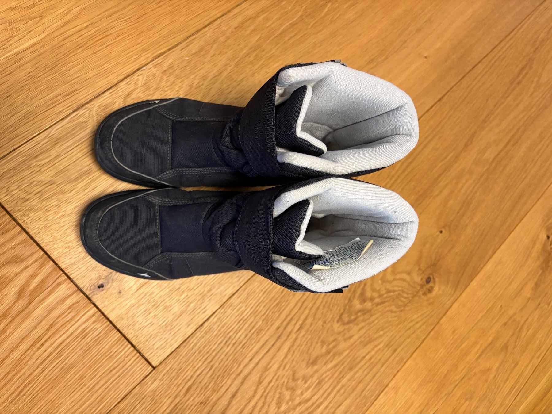 Decathlon Scarpe per ragazzi: Kinder-Schneestiefel gr 36 – Usato da Herrliberg venduto da apr_r9fh 1