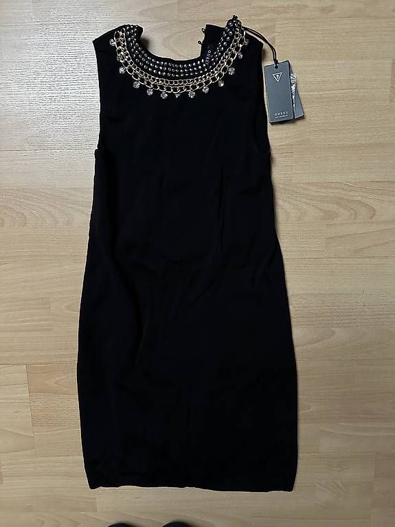 Guess Vestiti: Guess Kleid XS NEU mit Etikett – Nuovo (secondo la descrizione) da Märstetten venduto da vankev