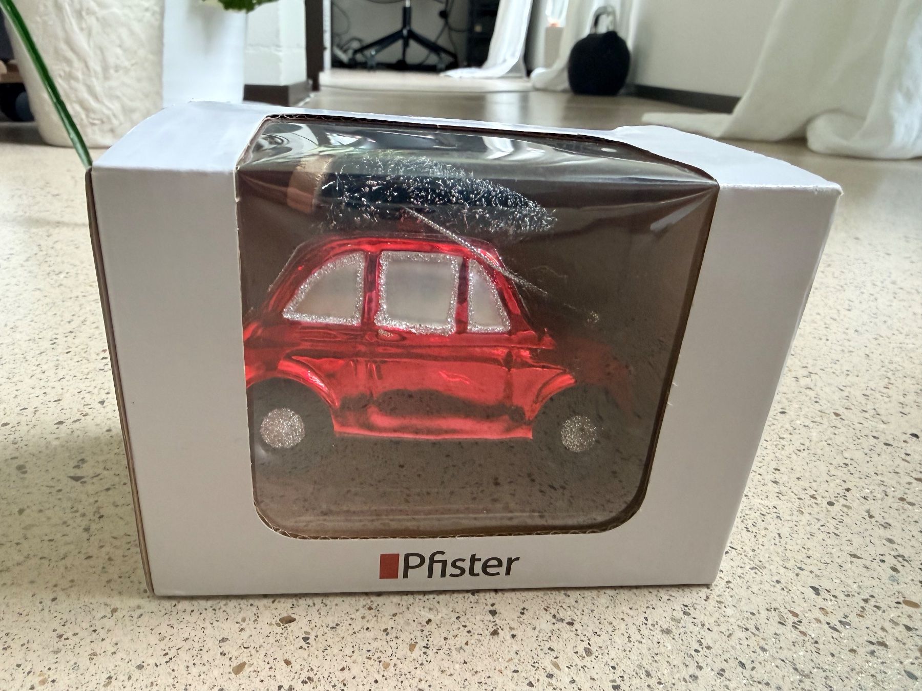 Pfister Tutte le decorazioni: Nostalgischer Christbaumschmuck: Rotes Auto mit Baum – Nuovo (secondo la descrizione) da Brütten venduto da Rod816 5