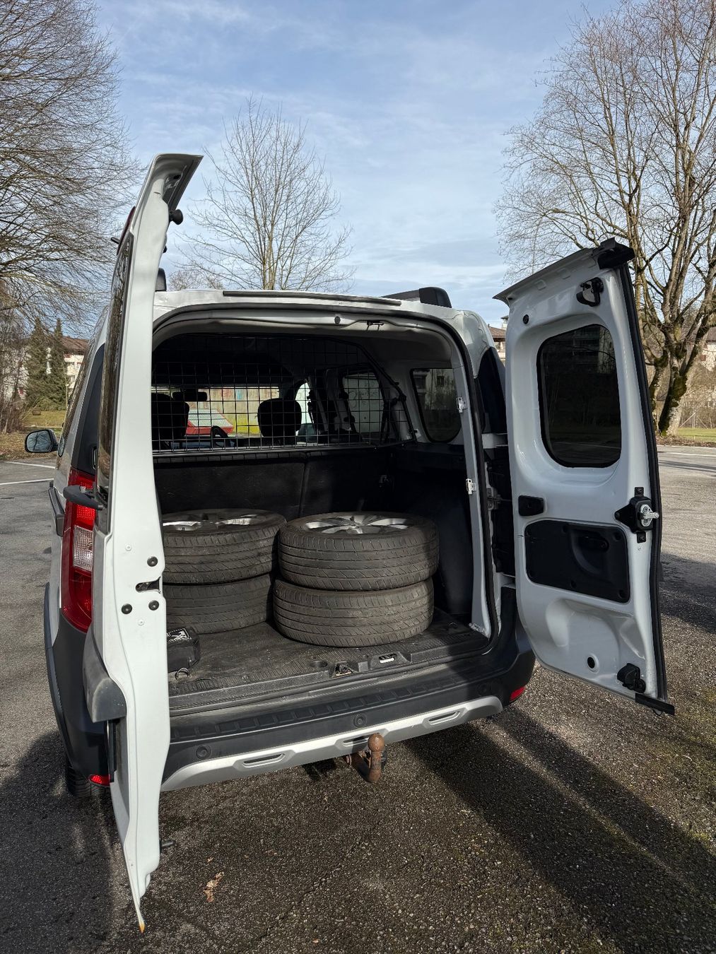 Dacia Autos: Dacia Dokker dCi90 STEPWAY – Gebraucht aus Menziken von abdafuertoni 4