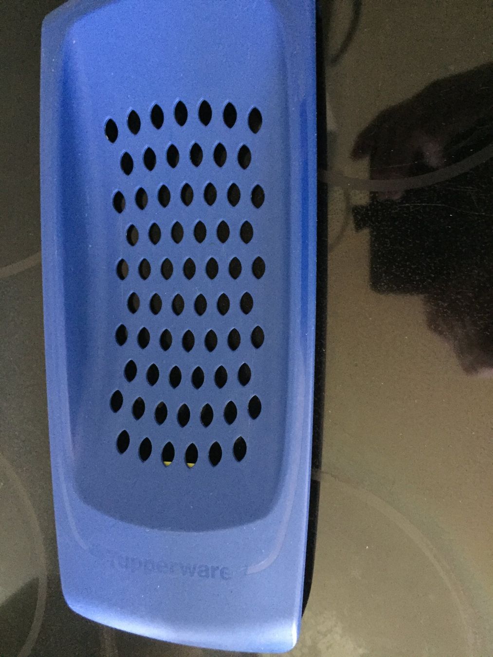 Tupperware Appareils de cuisine: Spätzler Tupperware mit Spachtel – D'occasion à Winterthur par delfin1314