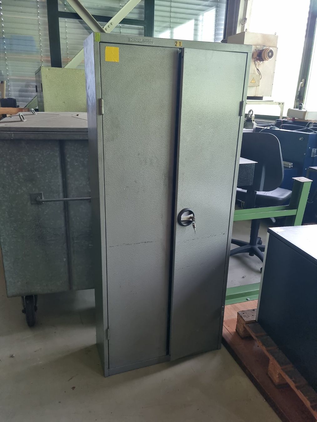 Armadi: Metallschrank / Werkstattschrank – Usato da Deitingen venduto da RRD2010 1