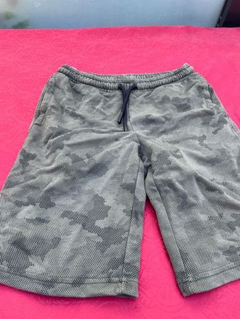 Kinder Junge Shorts Militär 158