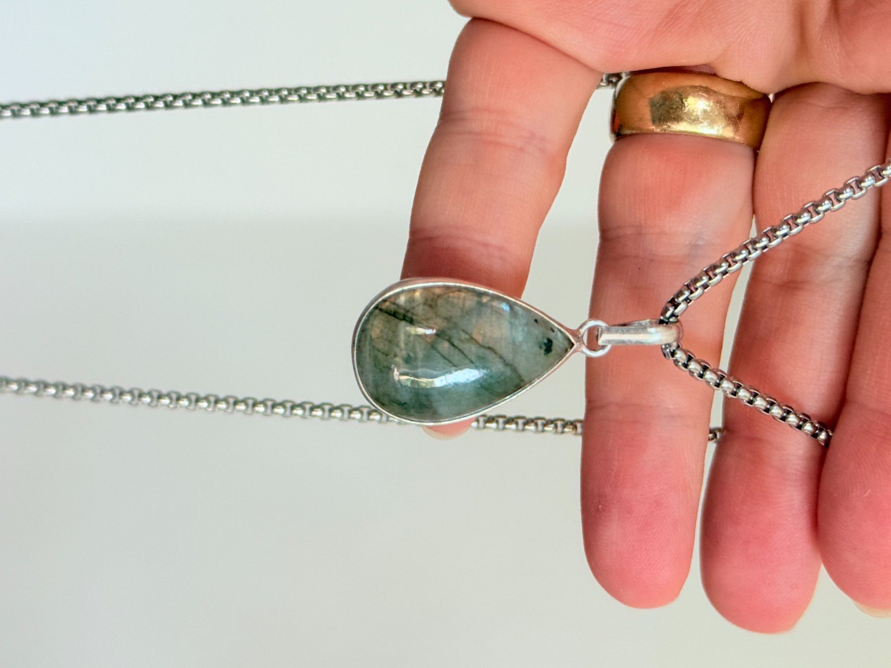Catenine: Labradorite necklace – Nuovo e nell'imballaggio originale da Genève venduto da AGBERG 3