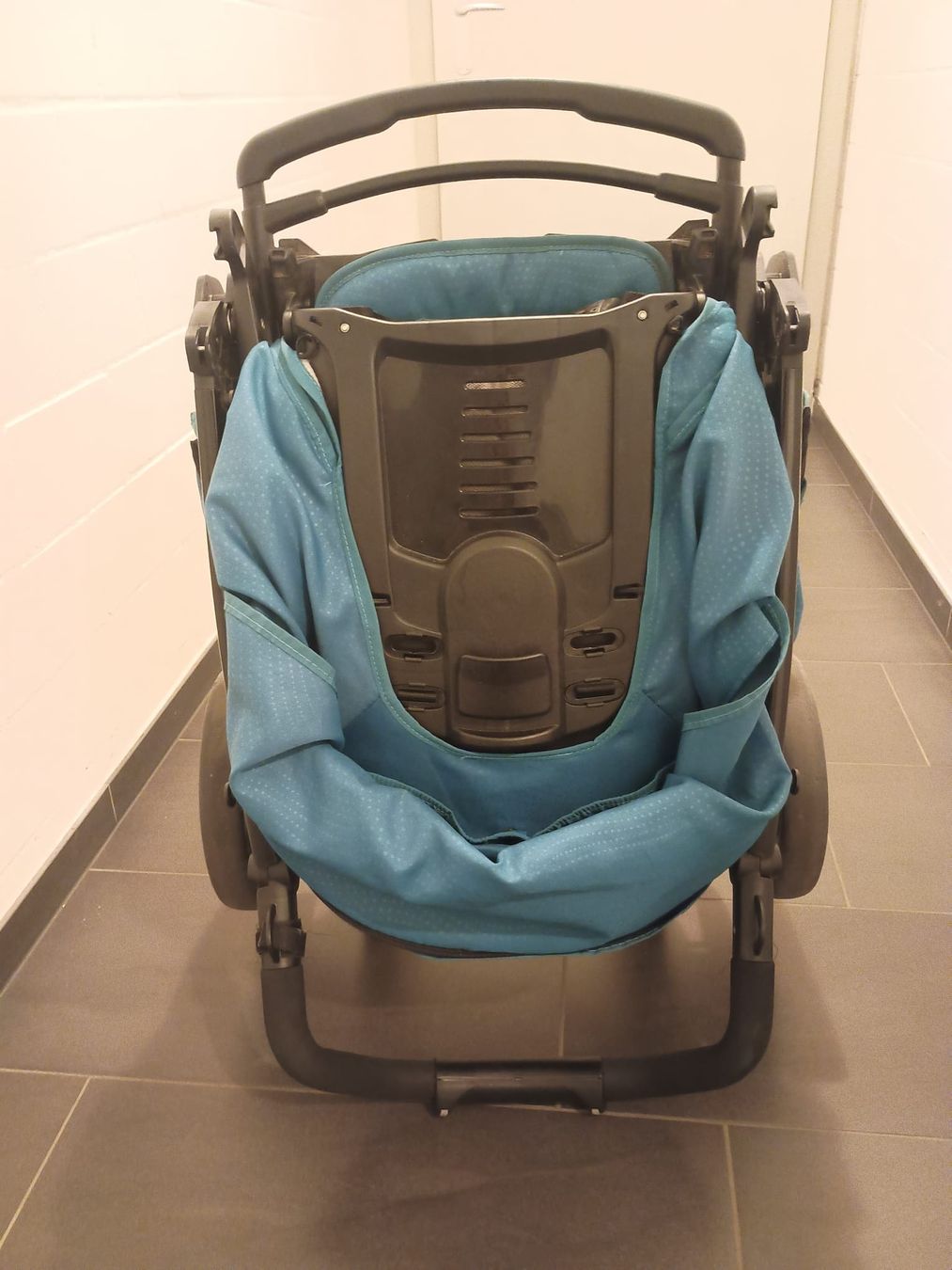 Peg Perego Carrozzine: Peg-Pèrégo Book Kinderwagen türkis – Usato da Horn venduto da Smirnov2 1
