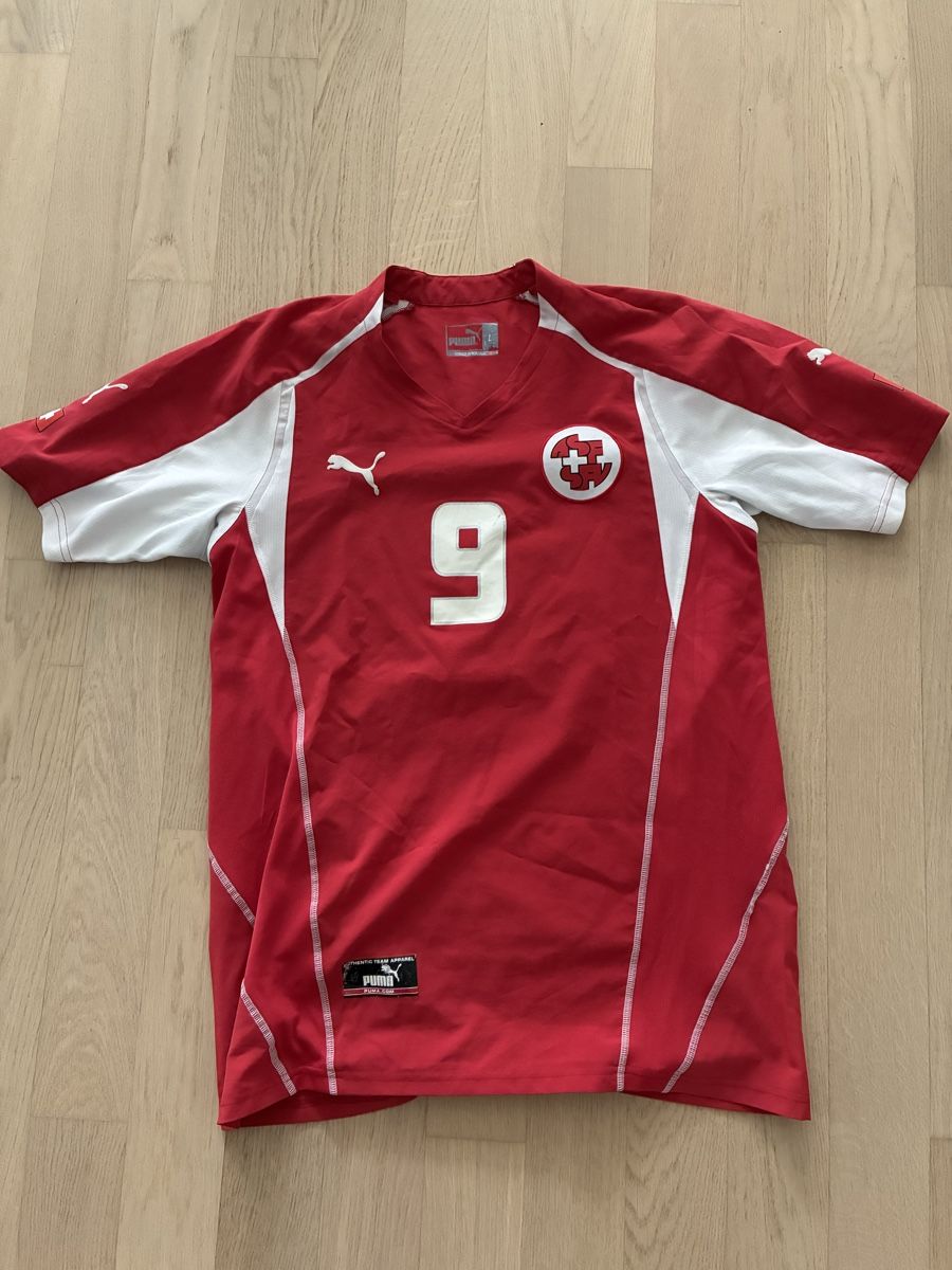 Schweizer Nati Canottiere & Pantaloni: Unterschriebenes Schweizer Trikot EM 2004 Alex Frei – Usato da Luterbach venduto da rico_candrian