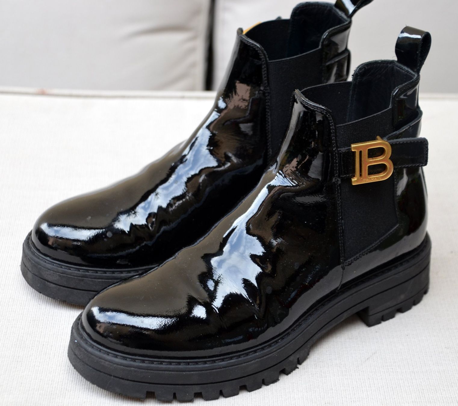 Balmain Scarpe da donna: Balmain Boots / bottes .36 – Usato da Collonges venduto da arashee 2
